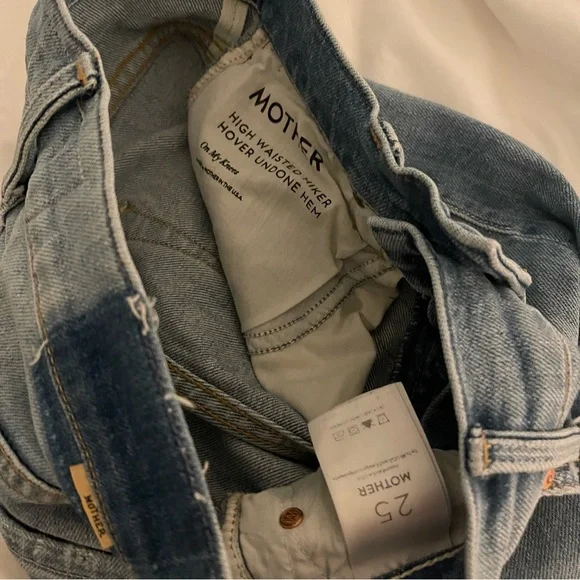 Mother SUPERIOR Jeans‎ Highwaisted Hiker Hover Undone Hem in On My Knees 25